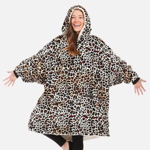 Comfy brand wearable blanket